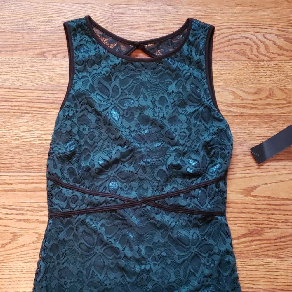 Dress - Picture 2 of 8